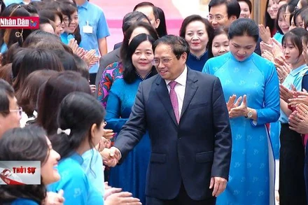 Thủ tướng Phạm Minh Chính đối thoại với phụ nữ Việt Nam