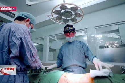 Hoại tử vùng bụng sau phẫu thuật thẩm mỹ