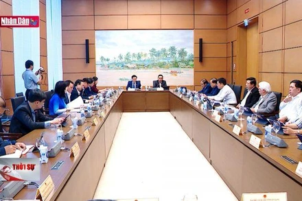 Chính phủ tiếp tục nỗ lực cho mục tiêu năm 2023