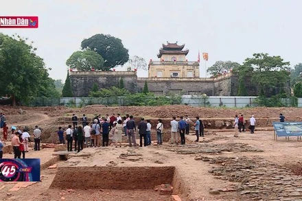 Phát hiện mới tại Khu vực Chính điện Kính Thiên