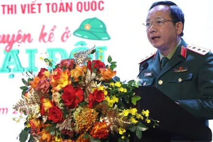 Thượng tướng Trịnh Văn Quyết phát biểu tại chương trình. 