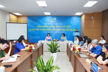 Toàn cảnh hội nghị. 