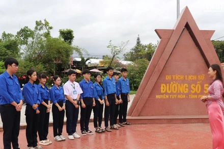 Di tích lịch sử Chiến thắng đường số 5 tại huyện Tây Hòa, Phú Yên.