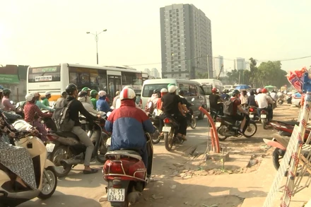 [Video] Hà Nội thiệt hại cả tỷ USD vì ùn tắc giao thông 