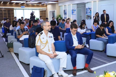 Họp báo trong khuôn khổ Ngày hội Đổi mới sáng tạo sản xuất hàng không vũ trụ và quốc phòng.