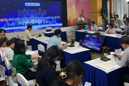 Quang cảnh hội thảo.