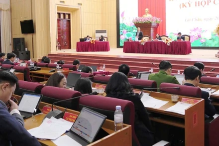 Hội đồng nhân dân tỉnh Lai Châu đã họp và thông qua Nghị quyết hợp nhất, thành lập các cơ quan chuyên môn thuộc Ủy ban nhân dân tỉnh này.