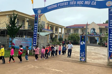 Công tác chăm, nuôi học sinh bán trú được thực hiện tốt ở huyện biên giới Mường Tè.