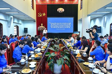 Toàn cảnh buổi lễ, diễn ra tại trụ sở Bộ Biên tập Báo Nhân Dân. (Ảnh: THÀNH ĐẠT)