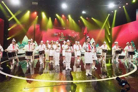 Nghi thức Đội Thiếu niên Tiền phong Hồ Chí Minh tại chương trình.