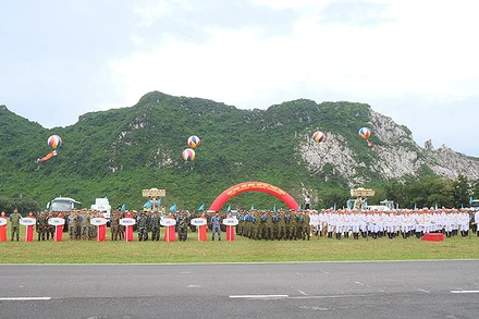 Lực lượng chuẩn bị tham gia hoạt động gìn giữ hòa bình Liên hợp quốc của các nước tại chương trình.