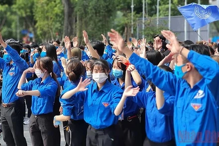 Đoàn viên, thanh niên sôi nổi tham gia các phong trào hành động cách mạng.