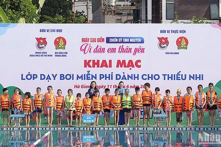 Khởi động hàng loạt công trình chăm lo thiếu nhi cả nước