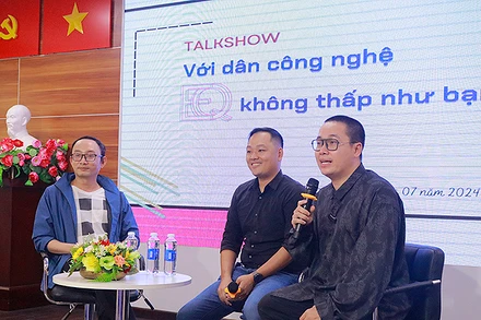 Các diễn giả chia sẻ ý kiến tại Tọa đàm.