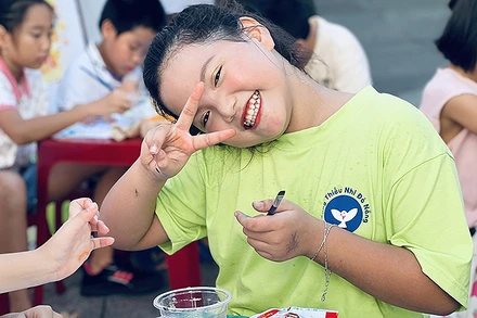 Thiếu nhi Đà Nẵng trải nghiệm các hoạt động tại "Ngày hội sắc màu" năm 2023.