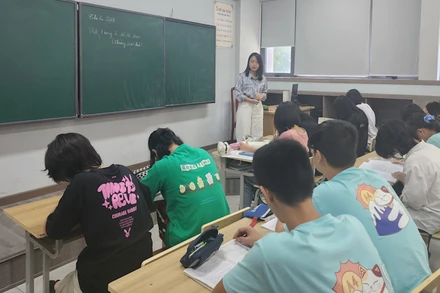 Giờ học của học sinh Trường trung học cơ sở Chu Văn An (Tây Hồ, Hà Nội).