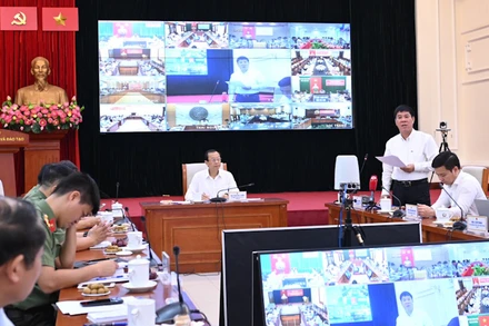 Quang cảnh hội nghị trực tuyến.