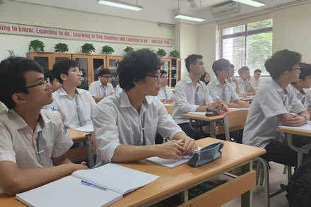 Giờ học của học sinh Trường trung học phổ thông chuyên Hà Nội-Amsterdam.