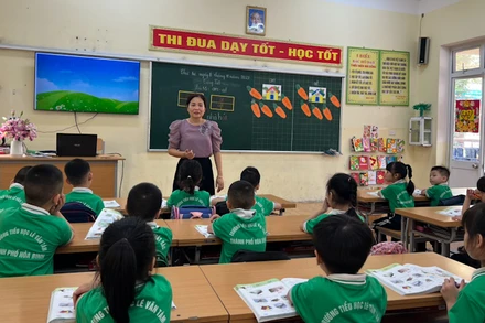 Giờ học của học sinh Trường tiểu học Lê Văn Tám.