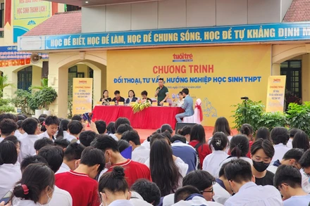 Quang cảnh buổi tư vấn.