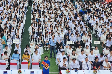 Quang cảnh lễ khai giảng.