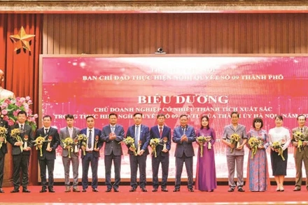 Lãnh đạo Thành ủy gặp mặt, biểu dương chủ doanh nghiệp tiêu biểu trong thực hiện Nghị quyết số 09-NQ/TU.