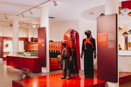 Tầng trưng bày chủ đề Phụ nữ trong Gia đình.