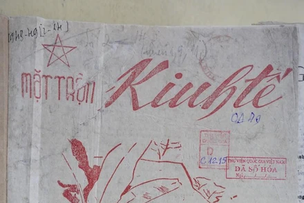 Trang bìa tờ tin Mặt trận Kinh tế số 2 xuất bản tháng Chạp năm 1948.