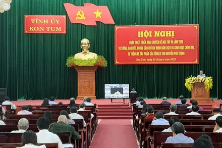 Quang cảnh hội nghị.