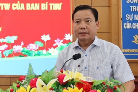 Lãnh đạo tỉnh Long An báo cáo kết quả 10 năm thực hiện Chỉ thị số 40-CT/TW.