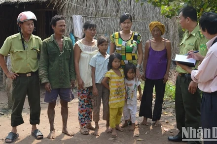 Mặc dù những năm qua các cấp ủy Đảng, chính quyền tỉnh Bạc Liêu đã có rất nhiều cố gắng, nhưng hiện nay tỉnh vẫn còn không ít hộ dân nghèo khó, cần được giúp đỡ. (Ảnh: Trọng Duy).