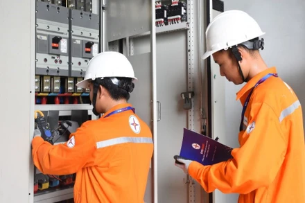 Điều chỉnh phụ tải điện mang lại nhiều lợi ích cho doanh nghiệp (Ảnh: Tiến Hiệp)