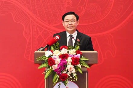 Chủ tịch Quốc hội Vương Đình Huệ phát biểu bế mạc Hội nghị toàn quốc lần thứ hai triển khai luật, nghị quyết của Quốc hội khóa XV.