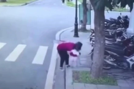 Hình ảnh được chia sẻ trên mạng được cho là đối tượng bắt cóc trẻ em. Ảnh: TTXVN