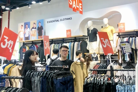 Các chương trình khuyến mại được triển khai nhằm kích cầu tiêu dùng, phát triển sản xuất kinh doanh.