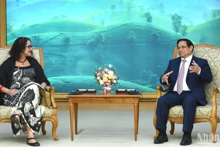 Thủ tướng Phạm Minh Chính tiếp Bộ trưởng Khoa học, Công nghệ và Đổi mới, Chủ tịch Đảng Cộng sản Brazil Luciana Santos.