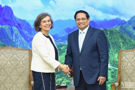 Thủ tướng Phạm Minh Chính tiếp Đại sứ Tây Ban Nha Carmen Cano de Lasala tới chào xã giao nhân dịp bắt đầu nhiệm kỳ tại Việt Nam. (Ảnh: Trần Hải)