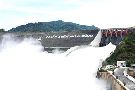 Bảo đảm an toàn vùng hạ du khi xả lũ