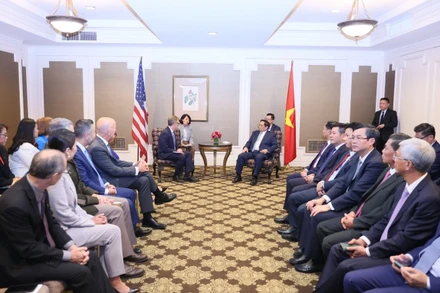 Thủ tướng Chính phủ Phạm Minh Chính tiếp Đoàn chính trị gia và doanh nghiệp bang Oregon.