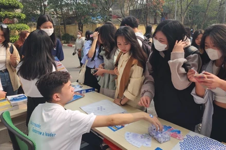 Thí sinh đăng ký dự thi tốt nghiệp trung học phổ thông năm 2023.