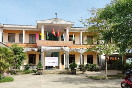 Trụ sở xã Tam Mỹ Đông, nơi có nhiều cán bộ bị kỷ luật liên quan đến xét, giao đất và cấp giấy chứng nhận quyền sử dụng đất trái quy định.