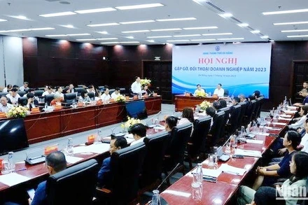 Thành phố Đà Nẵng đối thoại, gặp gỡ doanh nghiệp chiều ngày 11/10. (Ảnh: ANH ĐÀO)