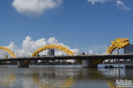 Thành phố Đà Nẵng xác định phát triển Đà Nẵng trở thành một trong các trung tâm du lịch quốc tế lớn của vùng và cả nước, đảm nhận chức năng cửa ngõ miền trung và Tây Nguyên. (Ảnh: ANH ĐÀO)