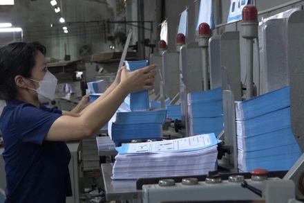 Nhà xuất bản Giáo dục Việt Nam triển khai in sách giáo khoa phục vụ năm học mới.