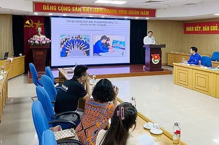 Toàn cảnh lễ khai mạc Chương trình tập huấn “Vai trò của thanh niên tham gia Tổ công nghệ số cộng đồng và tuyên truyền chuyển đổi số”.