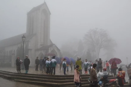 Sa Pa rét hại 9,2 độ C, sáng 2/12/2022.