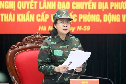 Bí thư Thành ủy Hà Nội Bùi Thị Minh Hoài phát biểu tại hội nghị Ban Thường vụ Thành uỷ trong diễn tập Khu vực phòng thủ Hà Nội 2024.