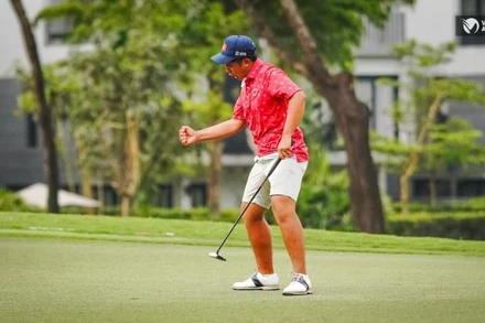 Khoảnh khắc ăn mừng của tay golf trẻ Nguyễn Tuấn Anh. (Ảnh: VGA)