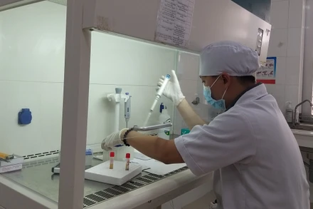 Đối tượng nguy cơ cần đi xét nghiệm tầm soát.