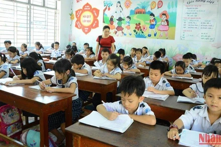 Quảng Ngãi yêu cầu bảo đảm tỷ lệ bao phủ vaccine trước khi bắt đầu năm học mới 2022-2023.